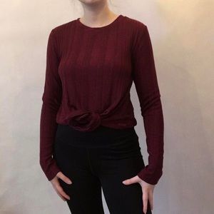 Burgundy long sleeves t-shirt